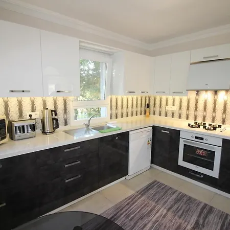 Villa Dalyan - Villa Basaran Sleeps Up To 9 Guests Dalyan