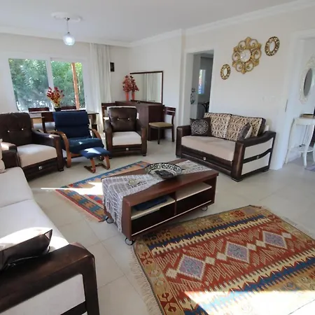 Villa Dalyan - Villa Basaran Sleeps Up To 9 Guests Dalyan